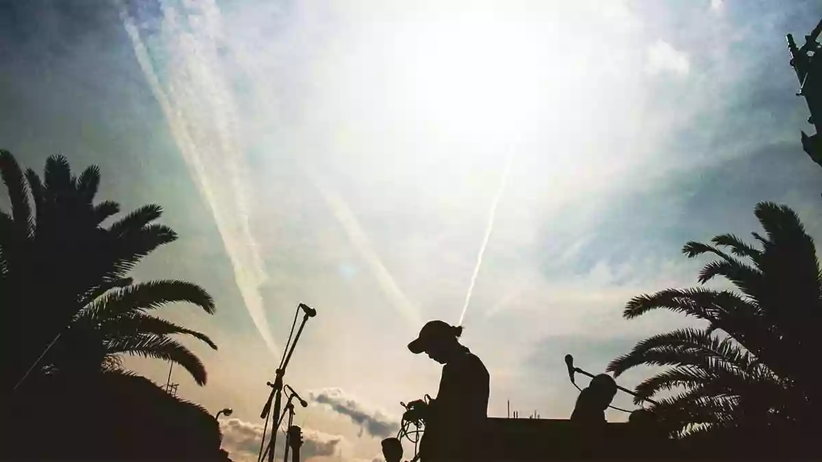 4月の音楽フェス【2025】春フェス・野外ロックフェスなど音楽イベントまとめ