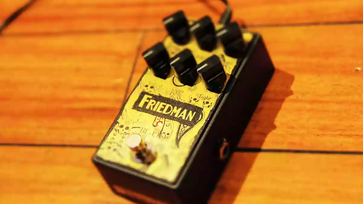 アンプライクで弾きやすいエレキギター・ディストーション。FRIEDMAN（フリードマン）BE-OD