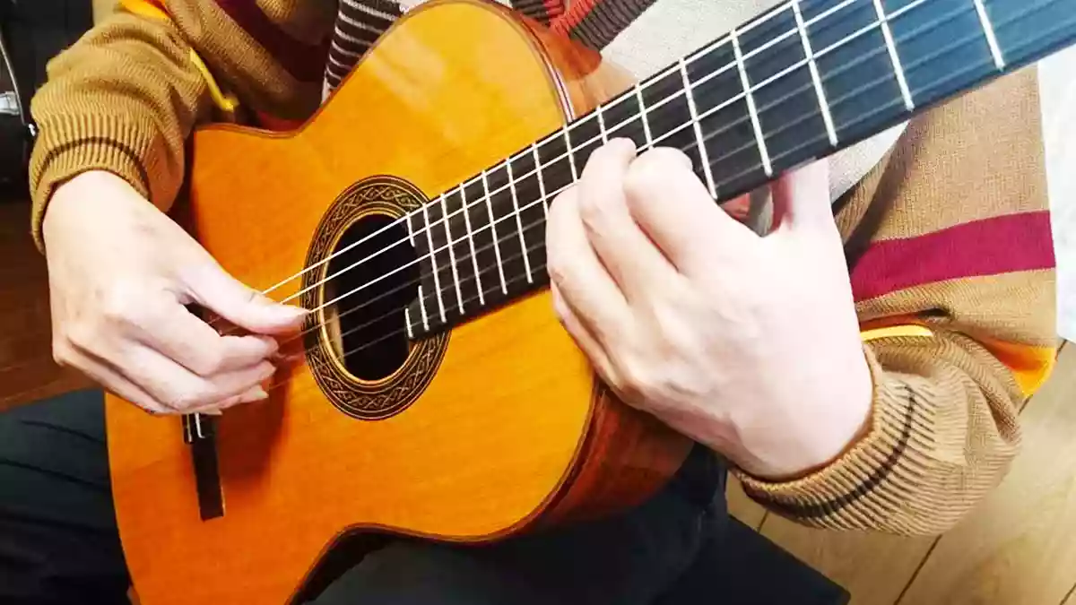 【指弾きギタリストのための】爪の整え方について