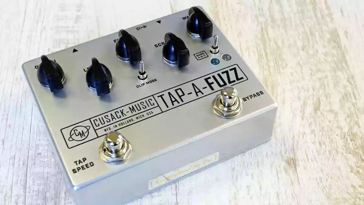 世にも珍しい、タップテンポ付きファズ！その正体はファズとオーバードライブとトレモロの融合！？CUSACK MUSIC TAP-A-FUZZ！