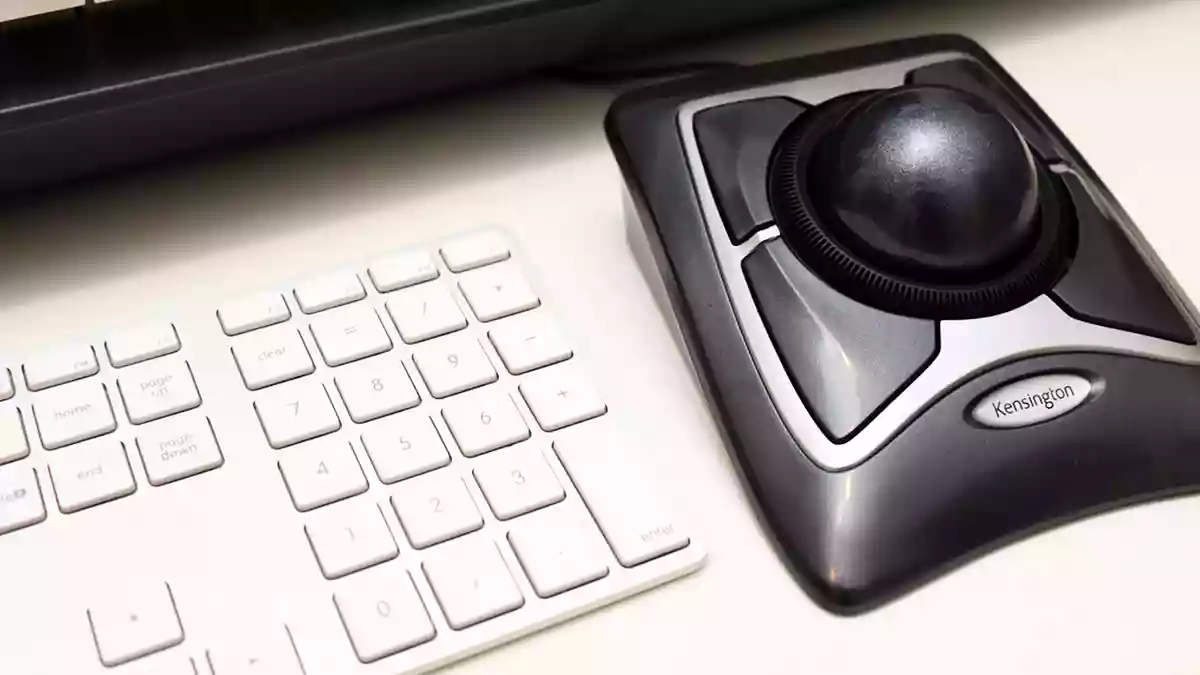 【DTMerのための】制作にトラックボールをオススメする理由