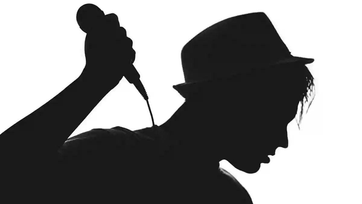 【声で印象の4割が決まる】会話の中で腹式呼吸を取り入れる
