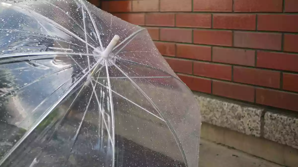 雨の音をブラウザで再現。雑音を心地よいBGMにする方法