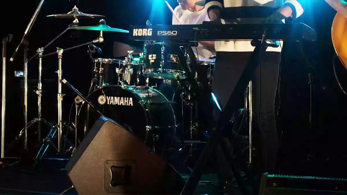 バンドの定番曲をいつまでも飽きずに弾き続けられるか？
