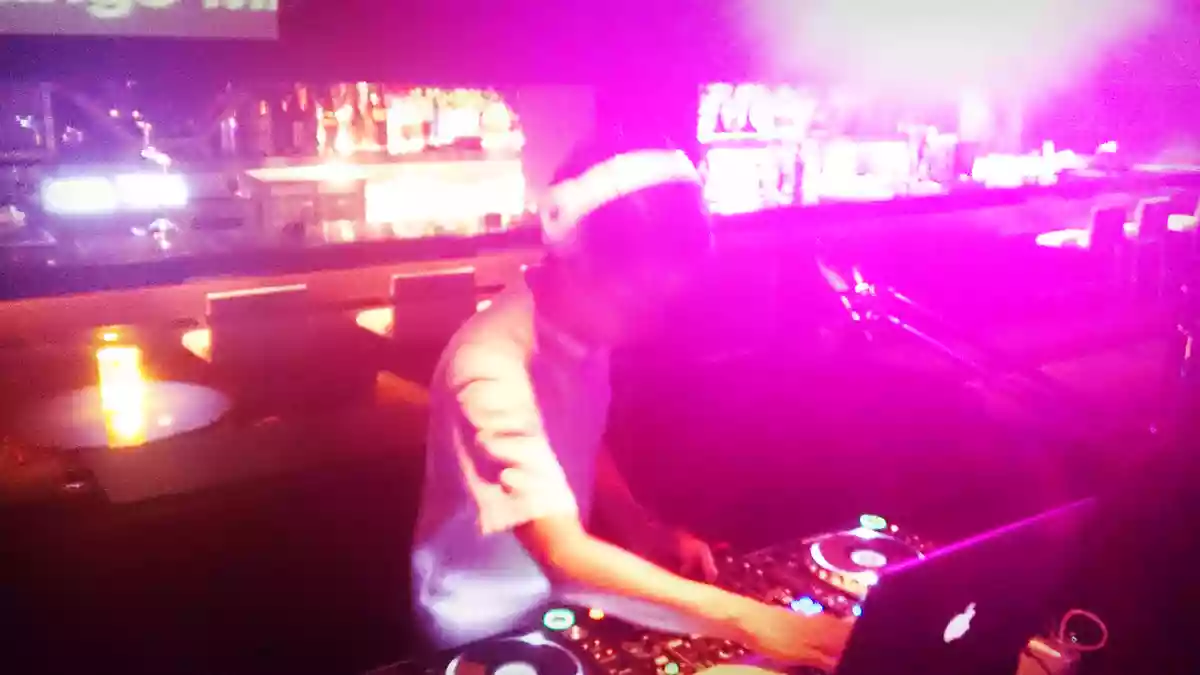 DJミックスにおける選曲のコツはテーマを考えること
