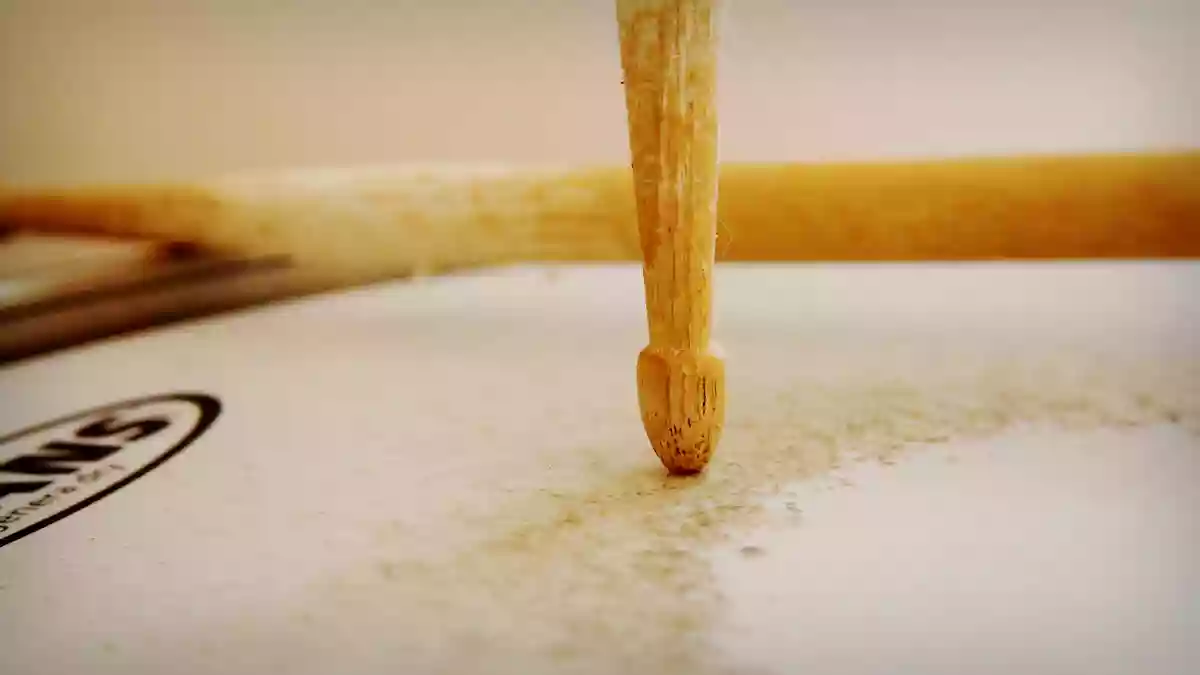 【ドラム初心者のための】初めてのスティック選びで気を付けたいポイントとは？
