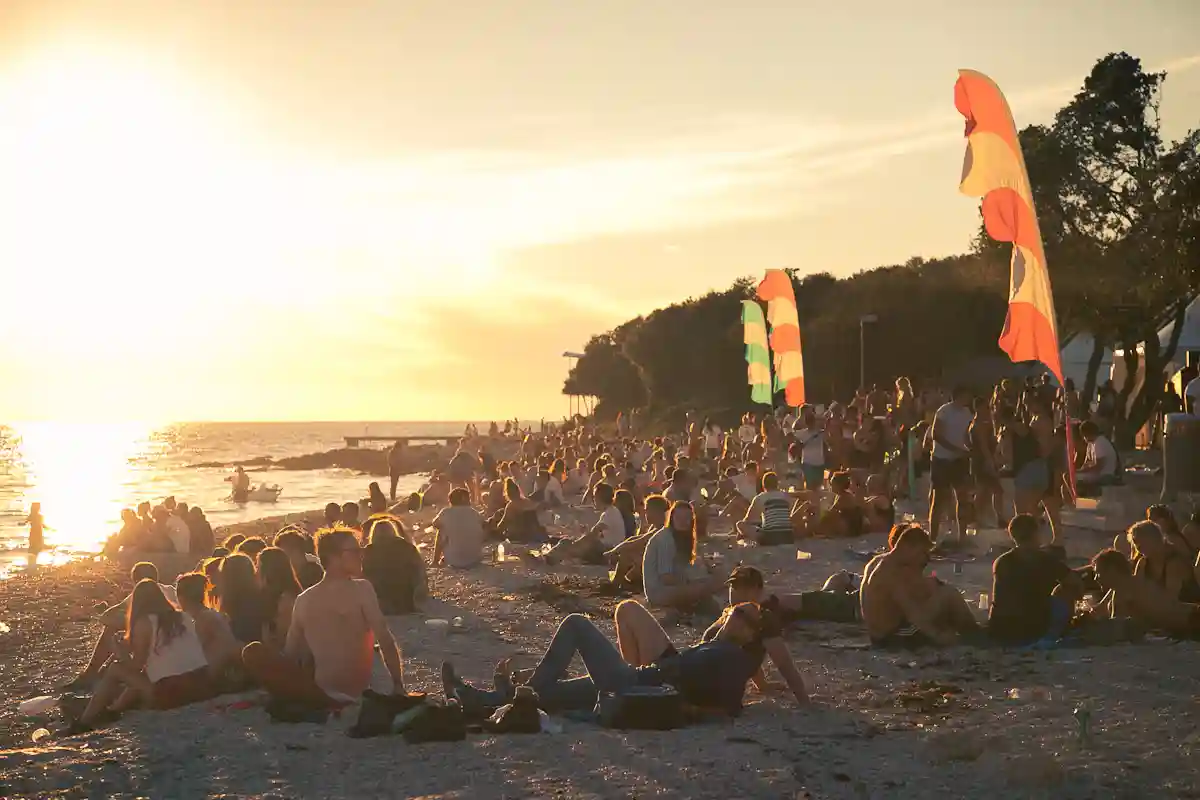 UNKNOWN FESTIVAL（アンノウン・フェスティバル）