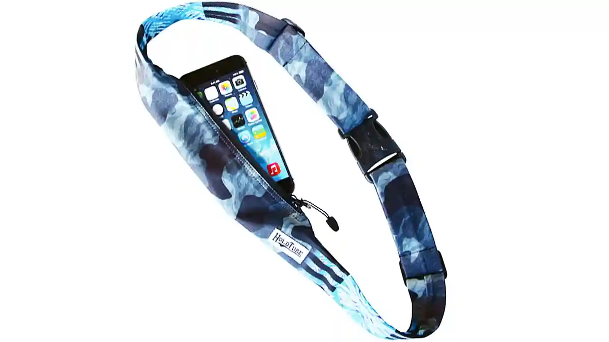 A super handy item for carrying your small essentials. With a HOLDTUBE, you’ll be all set—whether at a festival or out for a run!