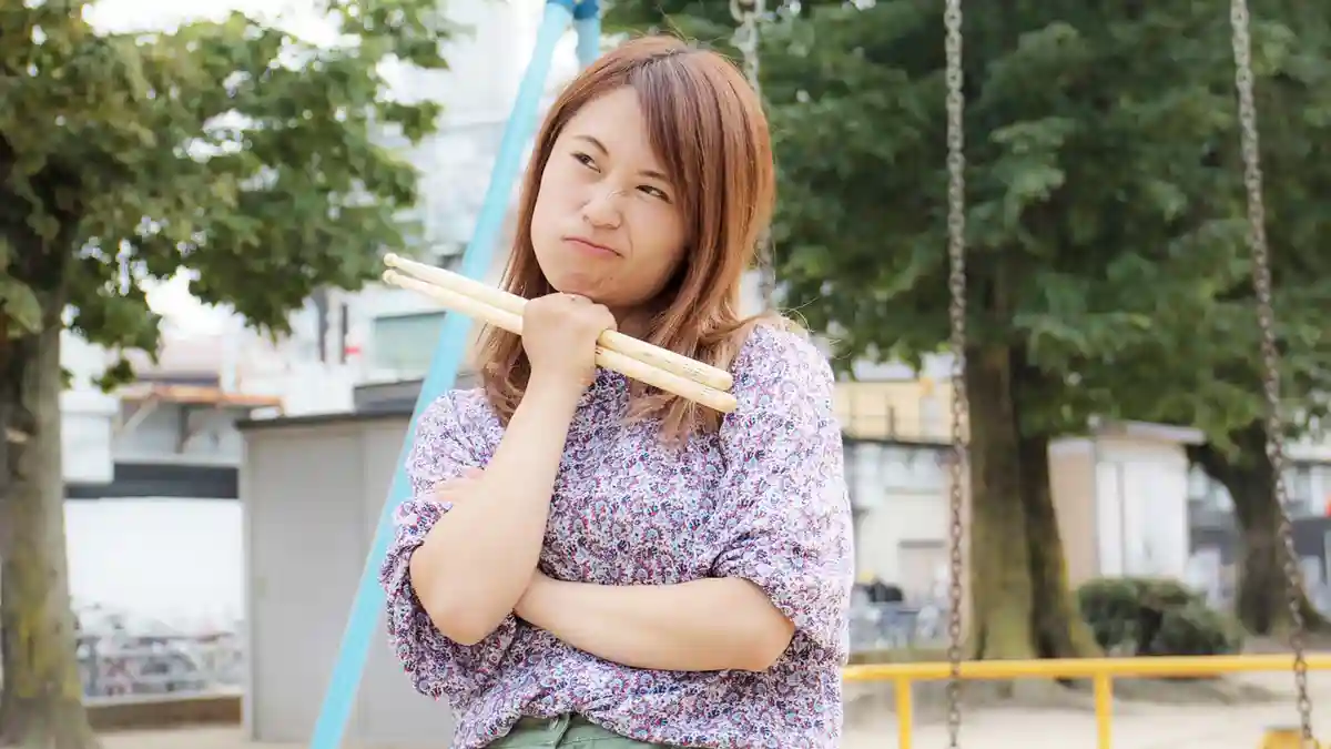 Use it in situations like this! The meaning and usage of “shio-taiō” (a curt, indifferent response)