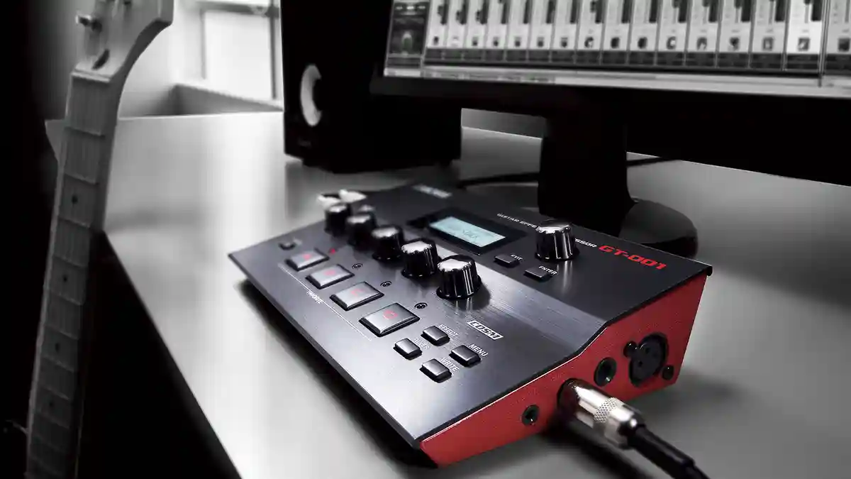 BOSS ボス GT-001 ギター用マルチエフェクター エレキギター BOSS GT-1 エレキギター用 マルチエフェクター GT1 ボス