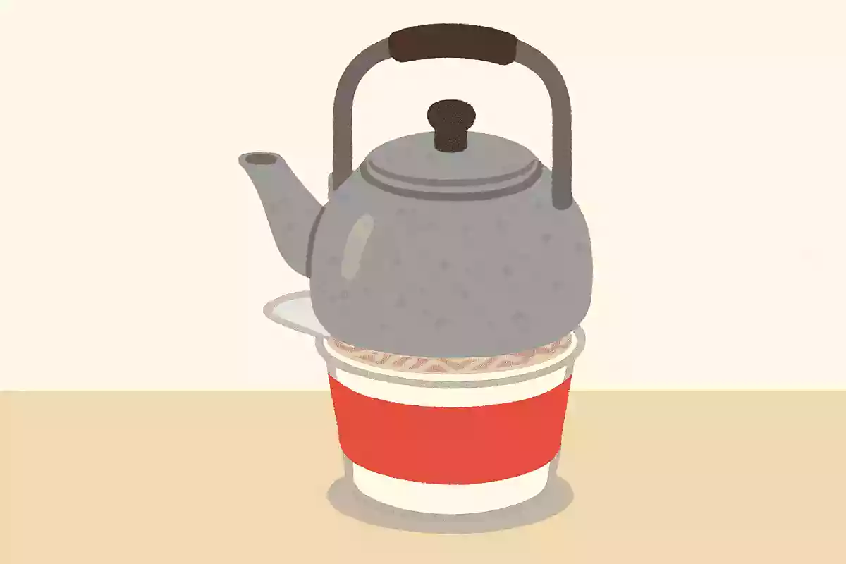 カップ麺の上に温かいやかんを約5秒乗せるとふたがめくれない