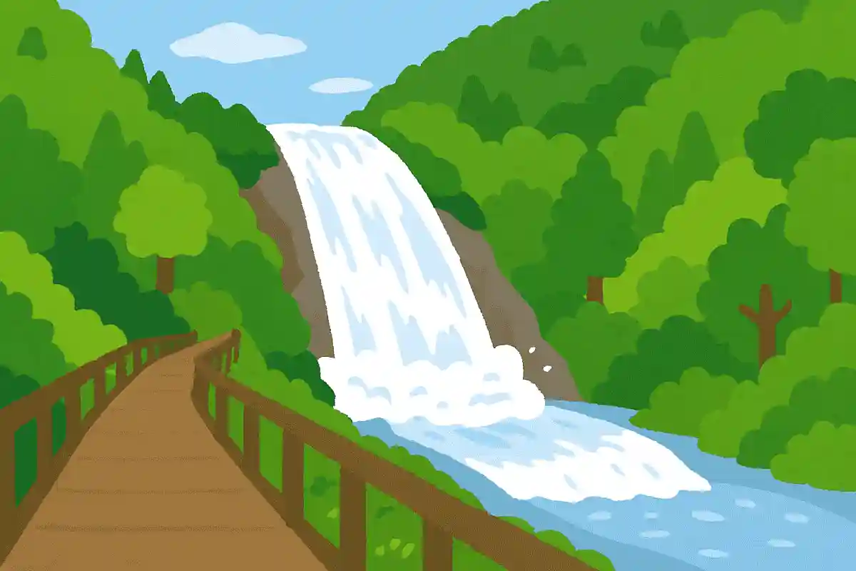 「湯滝」へと続く遊歩道は、どのような特徴がありますか？