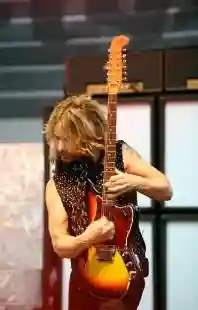 トミー・ショウ