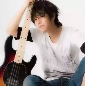 aki