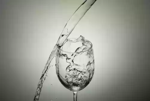 コップに水