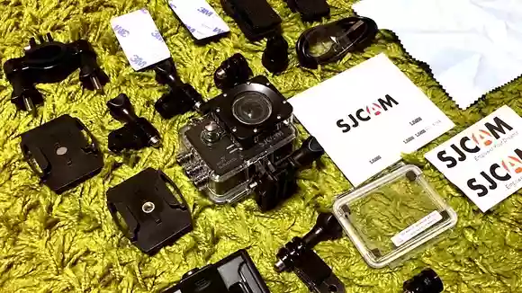 【レビュー】模倣品の模倣品が出るくらい素晴らしい！GoProの模倣品、激安のアクションカメラSJ5000Wifiが良い感じですよ！