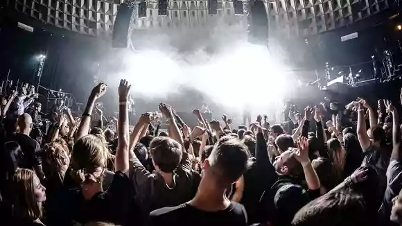 ライブでよく起こる音響外傷とは？