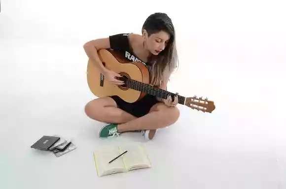 ギター女子