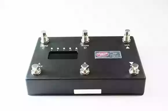Disaster Area DesignsのMIDIスイッチャー