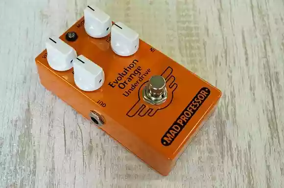 MAD PROFESSOR EVOLUTION ORANGE UNDERDRIVE