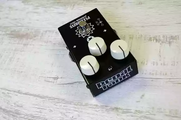 PEDAKTANK PLEXI DRIVE（ペダルタンク プレキシドライブ）
