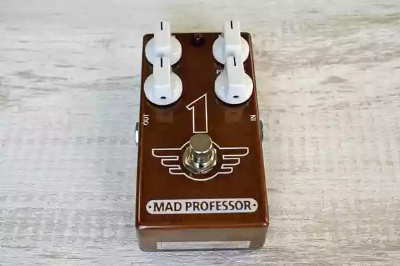 MAD PROFESSOR 1