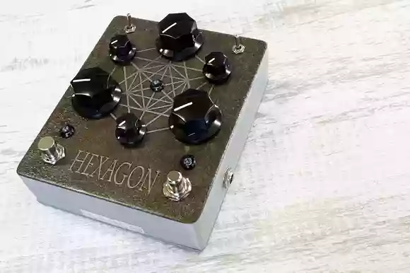 TRIODE PEDALS HEXAGON