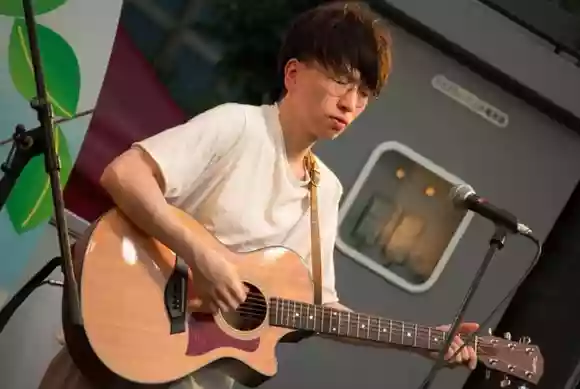ギタリスト