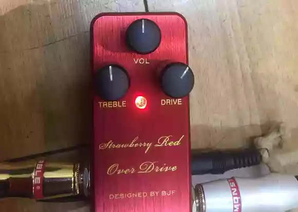 Strawberry Red Over Drive5