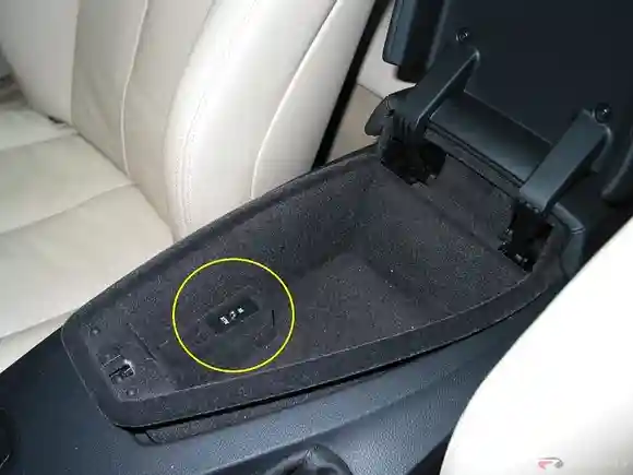 aux%e5%85%a5%e5%8a%9b%e5%b0%82%e7%94%a8%e3%83%9f%e3%83%8b%e3%83%95%e3%82%9a%e3%83%a9%e3%82%af%e3%82%99%e6%8e%a5%e7%b6%9a%e9%83%a8%e7%94%bb%e5%83%8f