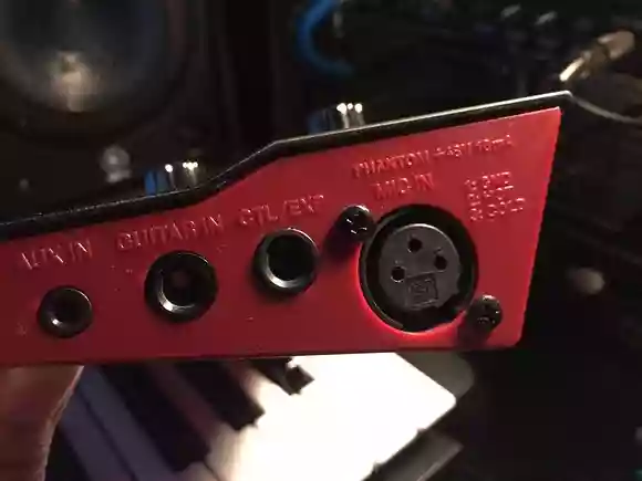 BOSS GT-001