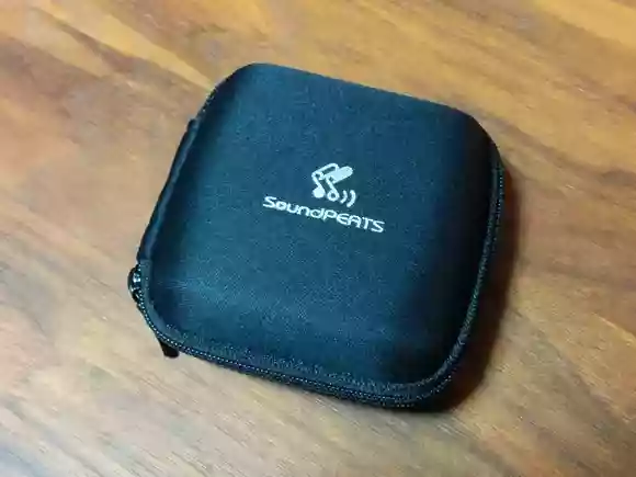 SoundPEATS（サウンドピーツ）Q12 ケース