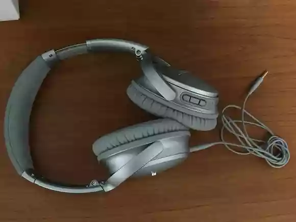 Bose QuietComfort 35 ワイヤレスヘッドホン（QC35）