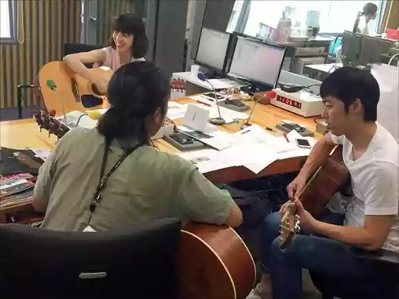 ニッポン放送の人気番組「ラジオビバリー昼ズ」東MAX貴博さん ・神保アナと