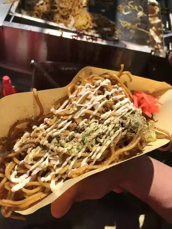 ONEBLOOD メガ盛り焼きそばパン