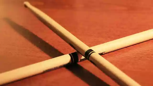 ドラムスティックの正しい持ち方。4種類のグリップ