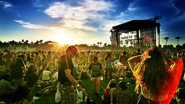 11月の音楽フェス【2025-2026】秋フェス・野外ロックフェスなど音楽イベントまとめ