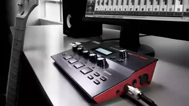 ライブでも十分使える！ギター用マルチエフェクターBOSS（ボス）GT-001レビュー