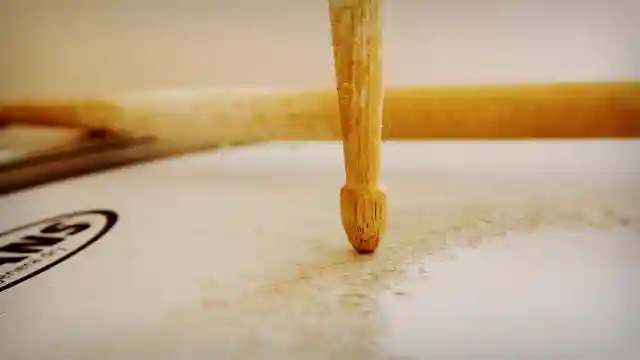 【ドラム初心者のための】初めてのスティック選びで気を付けたいポイントとは？