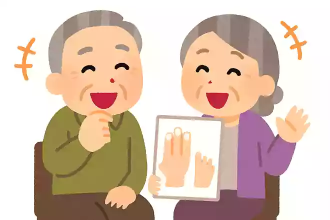 手の爪と足の爪で伸びるスピードが速いのはどちらでしょうか?