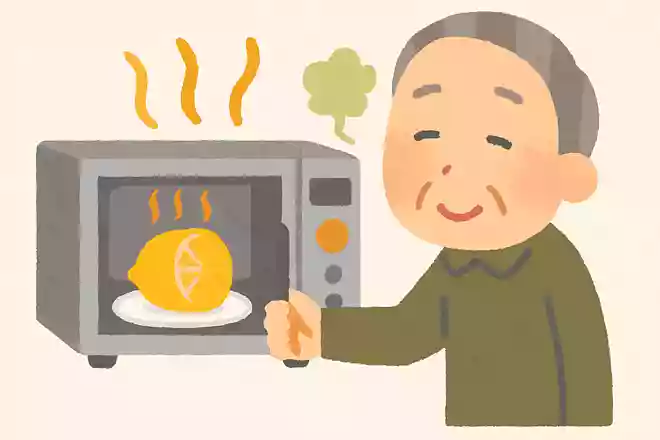あるものを電磁レンジで加熱すると、電子レンジ内の嫌な臭いが取れます。あるものとは何でしょう?