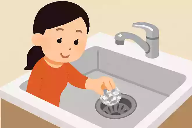 排水溝にアルミホイルを入れると臭いやぬめりを予防できる