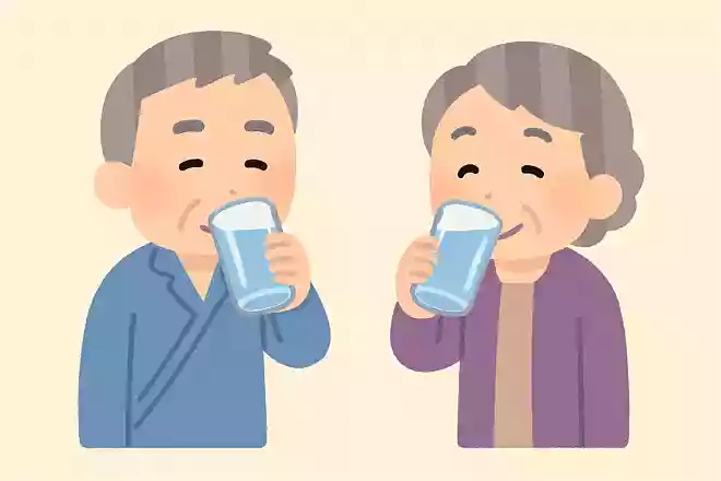 寝る前、起床時に一杯の水。身体の調子を整えることが開運につながります