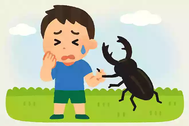 手をはさむ おれがきらいか クワガタよ