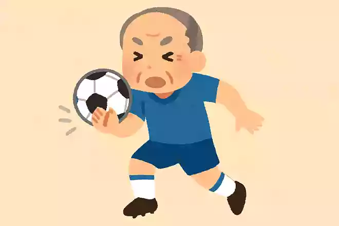 試合中、ボールを手や腕で扱うことを何と言いますか?NEW!