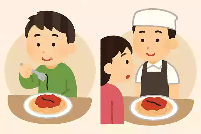料理に髪の毛が入っていたらスルーor店員に言うどっち?NEW!