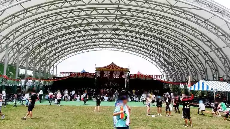 MONSTERcircus