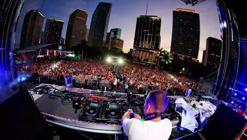 dj_04